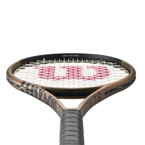 Raquette de tennis wilson blade 100 v8